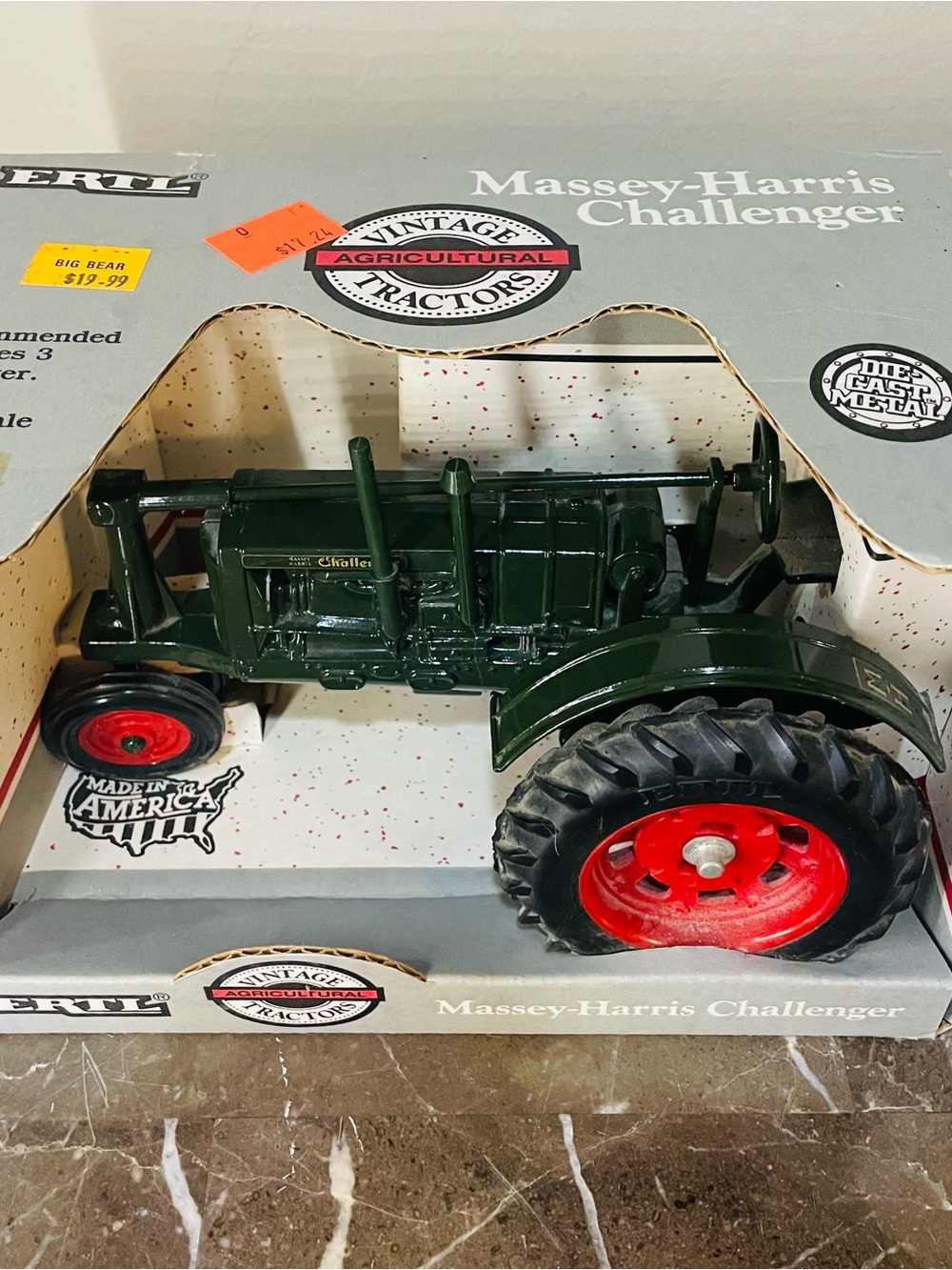 Vintage Ertl Diecast 1/16 Scale Antique Massey-Harris Challenger Tractor NIB